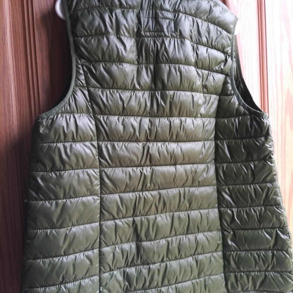 Vest 💚 - Picture 3 of 5